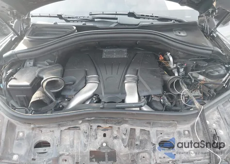 2019 Mercedes-Benz Gls 550 4Matic z USA, uszkodzony, nr VIN 4JGDF7DE5KB233499